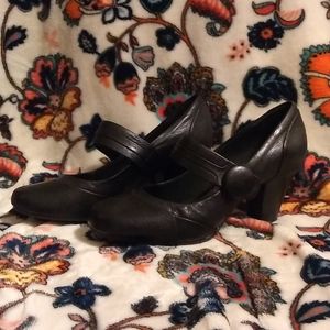 Clarks Bendables Pumps